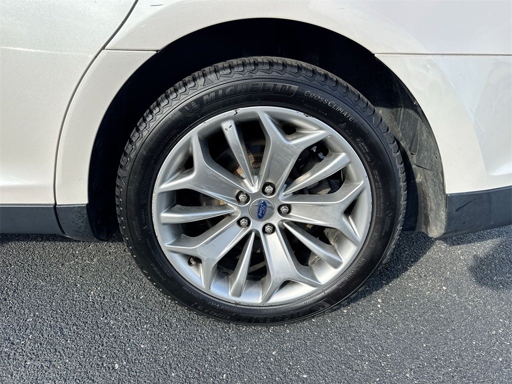 2017 Ford Taurus Limited
