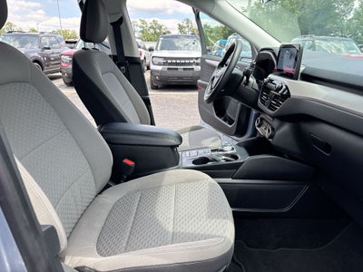 2022 Ford Escape Hybrid SE