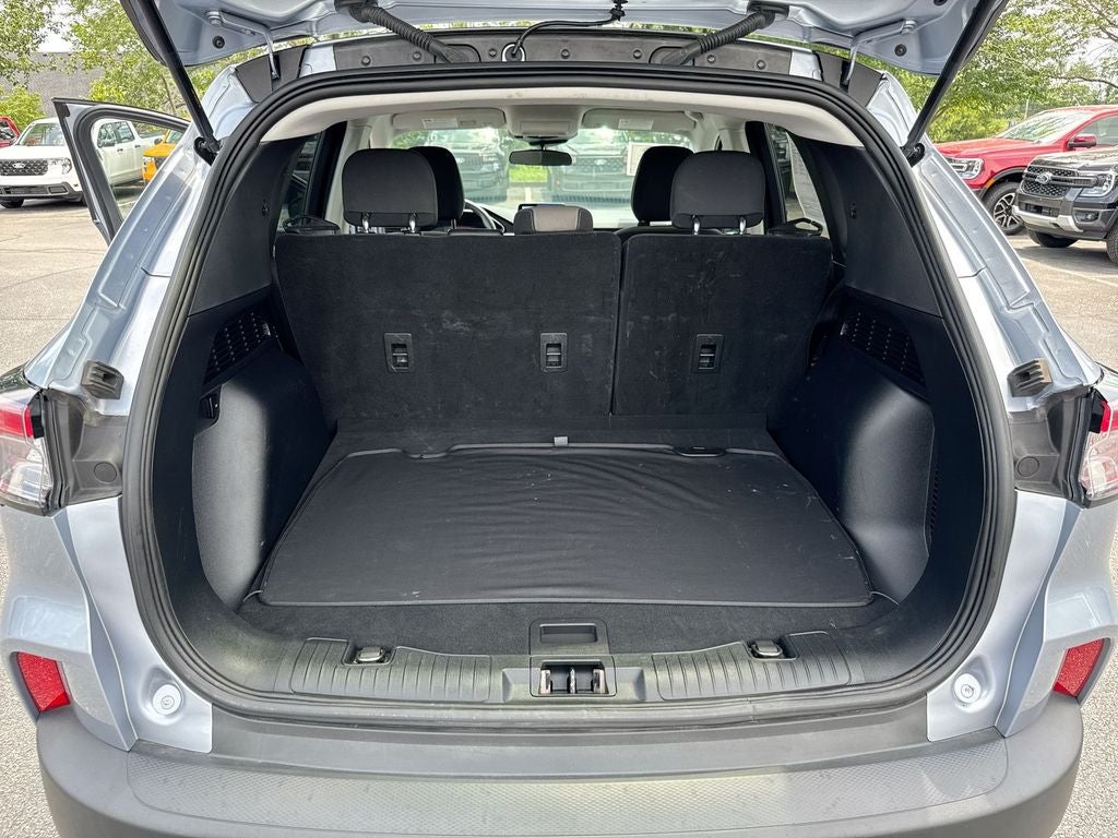 2022 Ford Escape Hybrid SE
