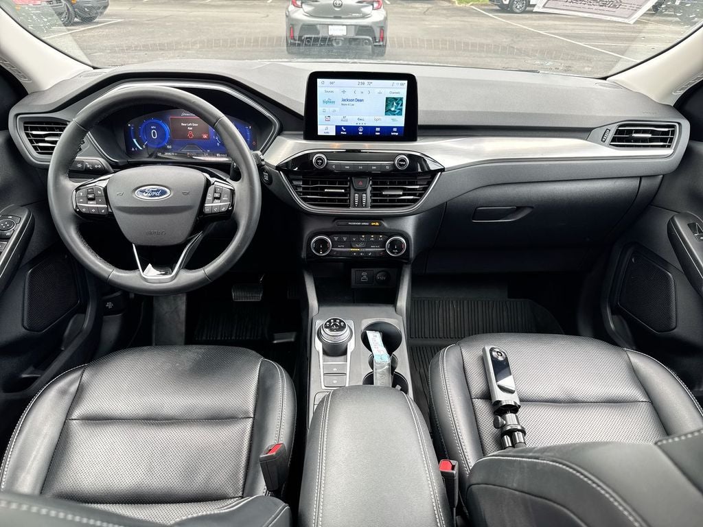 2022 Ford Escape Titanium