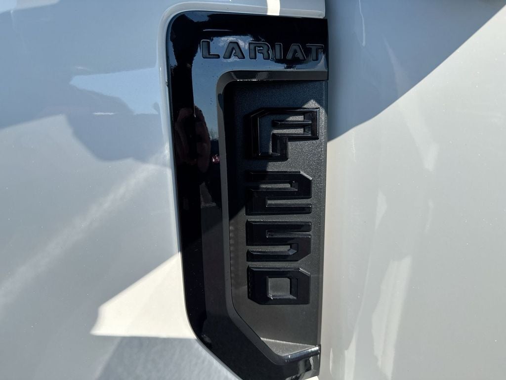 2022 Ford F-250SD Lariat