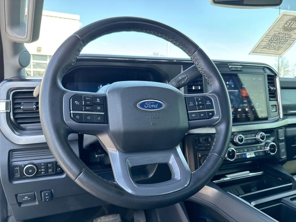 2025 Ford F-250SD Lariat