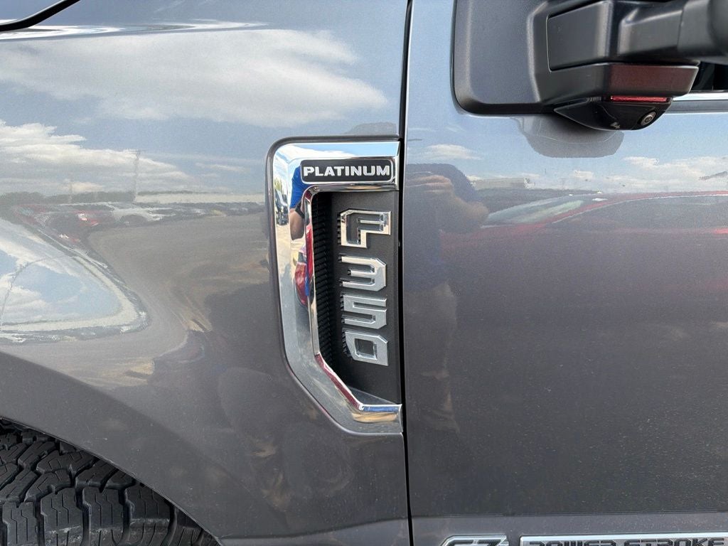 2022 Ford F-350SD Platinum