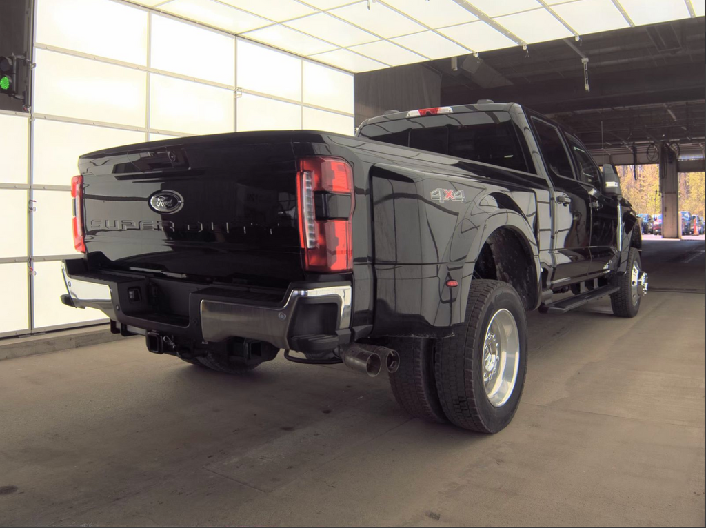 2026 Ford F-450SD Lariat