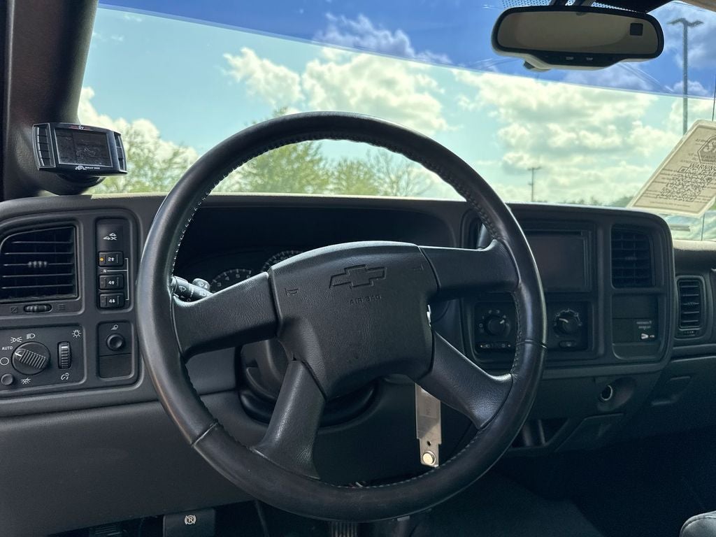 2005 Chevrolet Silverado 2500HD LS