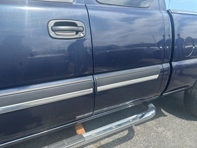 2005 Chevrolet Silverado 2500HD LS