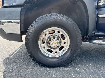 2005 Chevrolet Silverado 2500HD LS