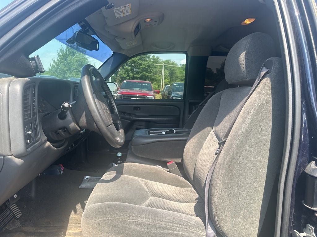 2005 Chevrolet Silverado 2500HD LS