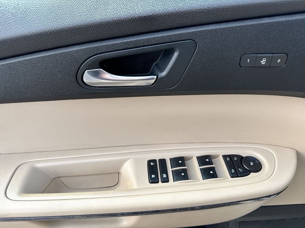 2011 GMC Acadia Denali