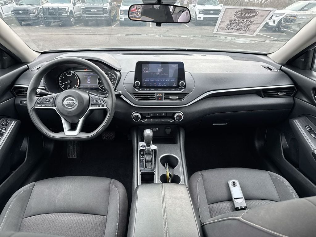 2022 Nissan Altima 2.5 SV