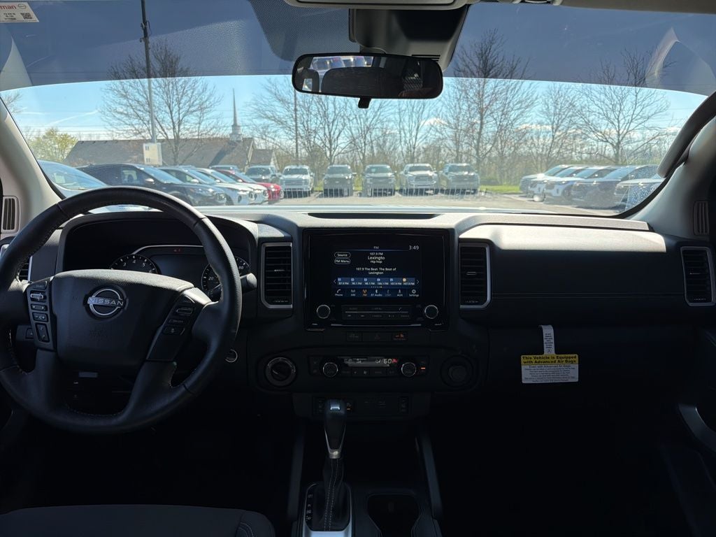 2024 Nissan Frontier SV