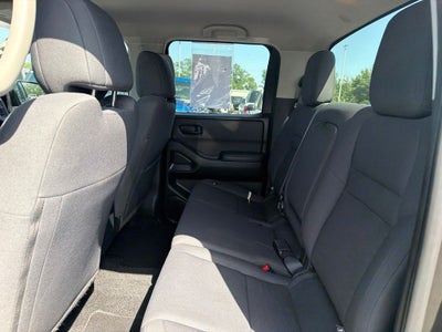 2022 Nissan Frontier S
