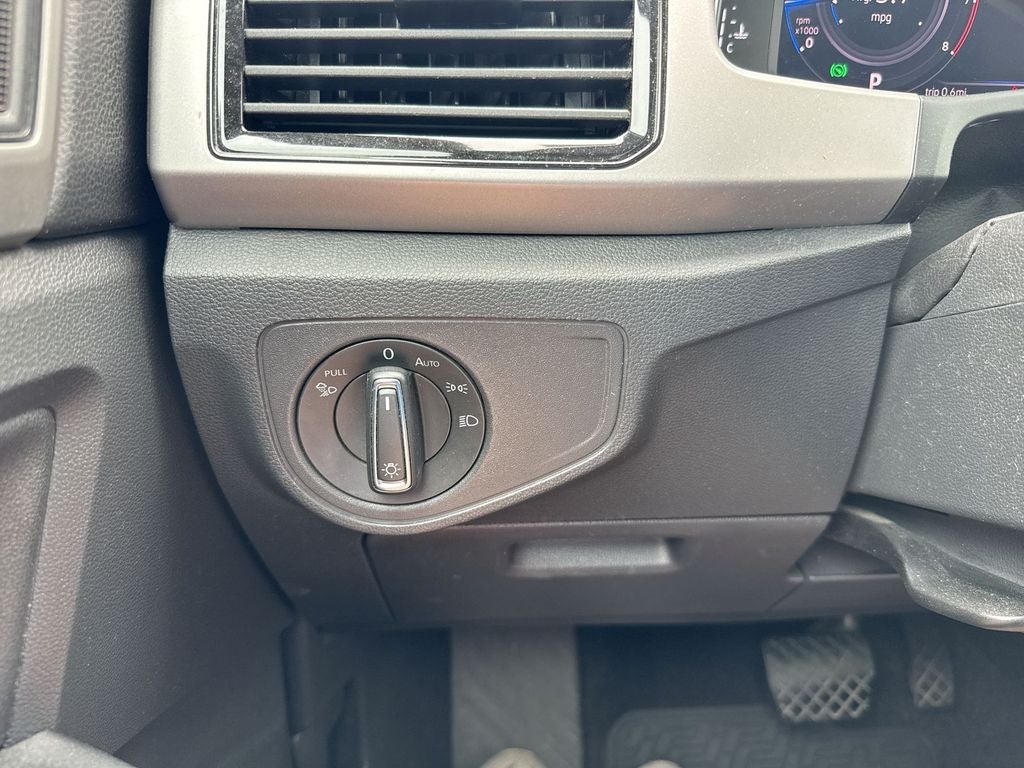 2020 Volkswagen Atlas Cross Sport 3.6L V6 SEL Premium