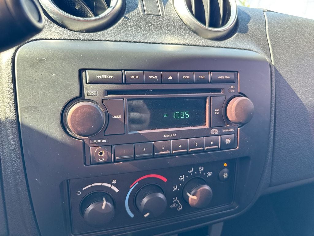 2007 Mitsubishi Raider LS