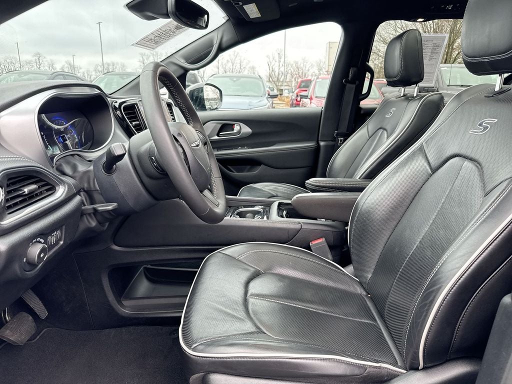 2025 Chrysler Pacifica Limited