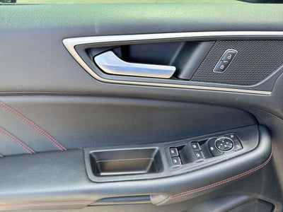 2022 Ford Edge ST Line