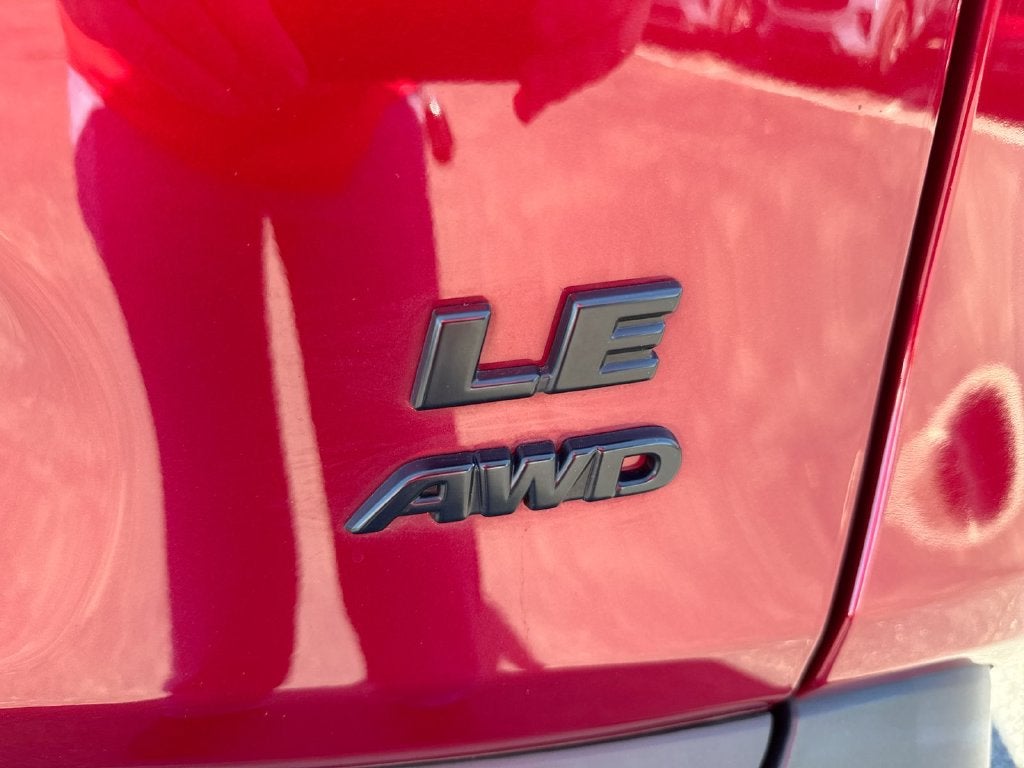 2022 Toyota RAV4 LE