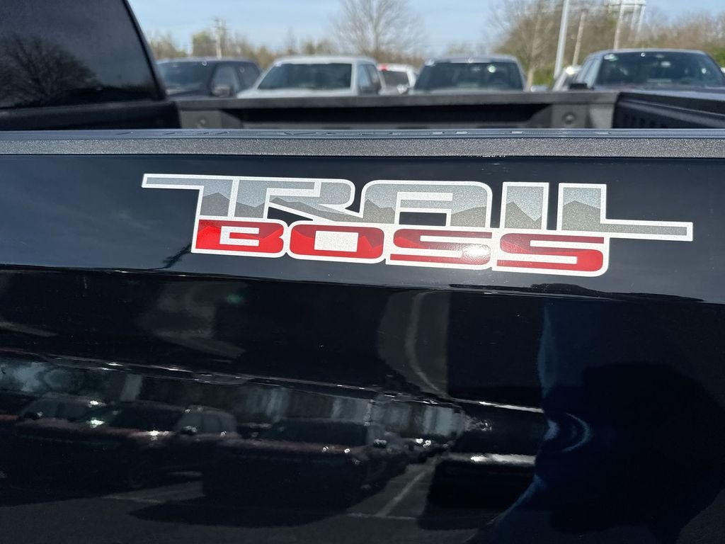 2024 Chevrolet Silverado 1500 Custom Trail Boss