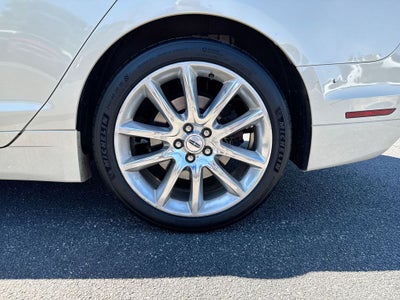 2014 Lincoln MKZ Base