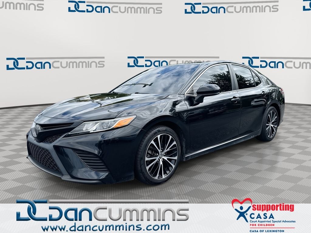 2018 Toyota Camry SE