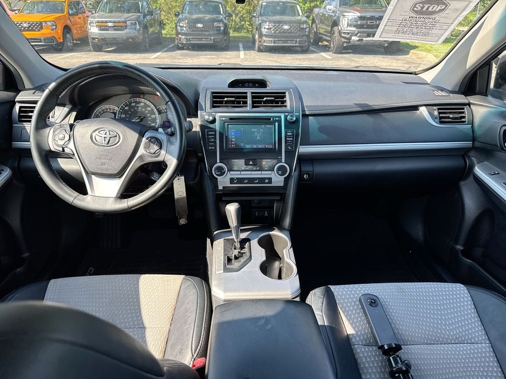 2014 Toyota Camry SE