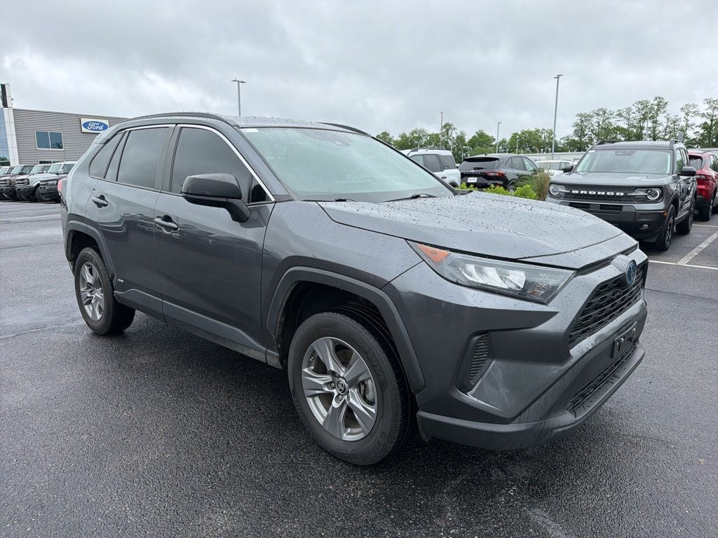 2022 Toyota RAV4 Hybrid LE
