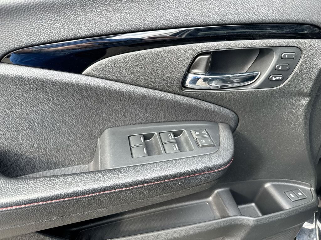 2021 Honda Pilot Black Edition