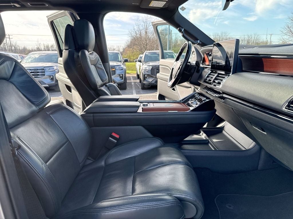 2023 Lincoln Navigator Reserve