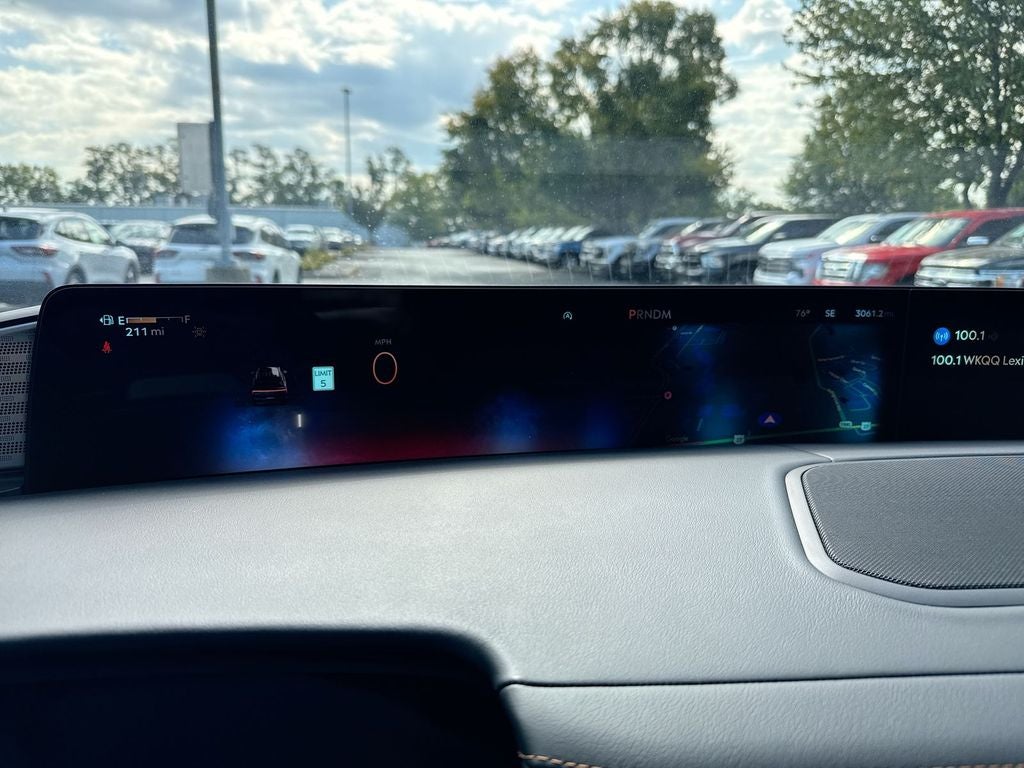 2025 Lincoln Navigator Black Label