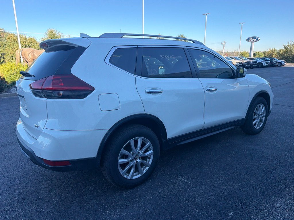 2020 Nissan Rogue SV