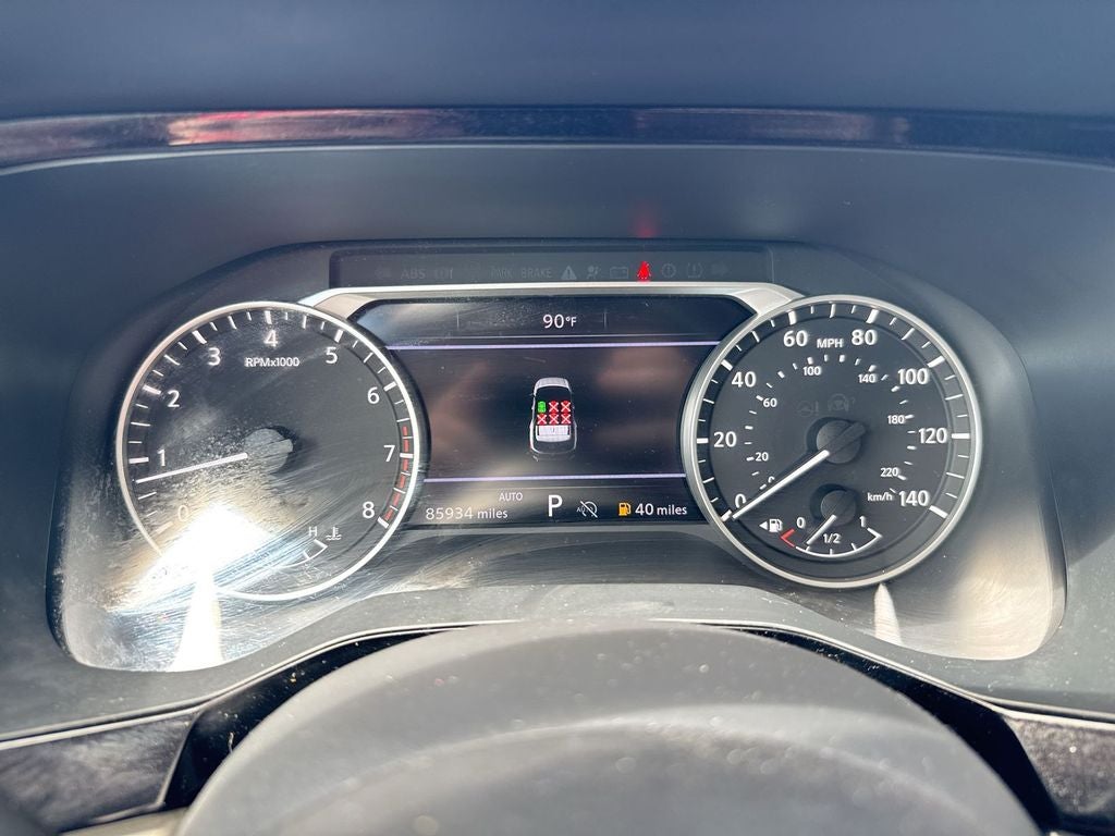 2023 Nissan Pathfinder SV