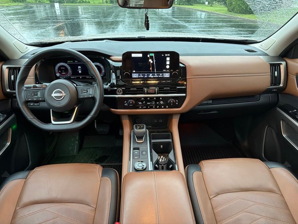 2024 Nissan Pathfinder Platinum