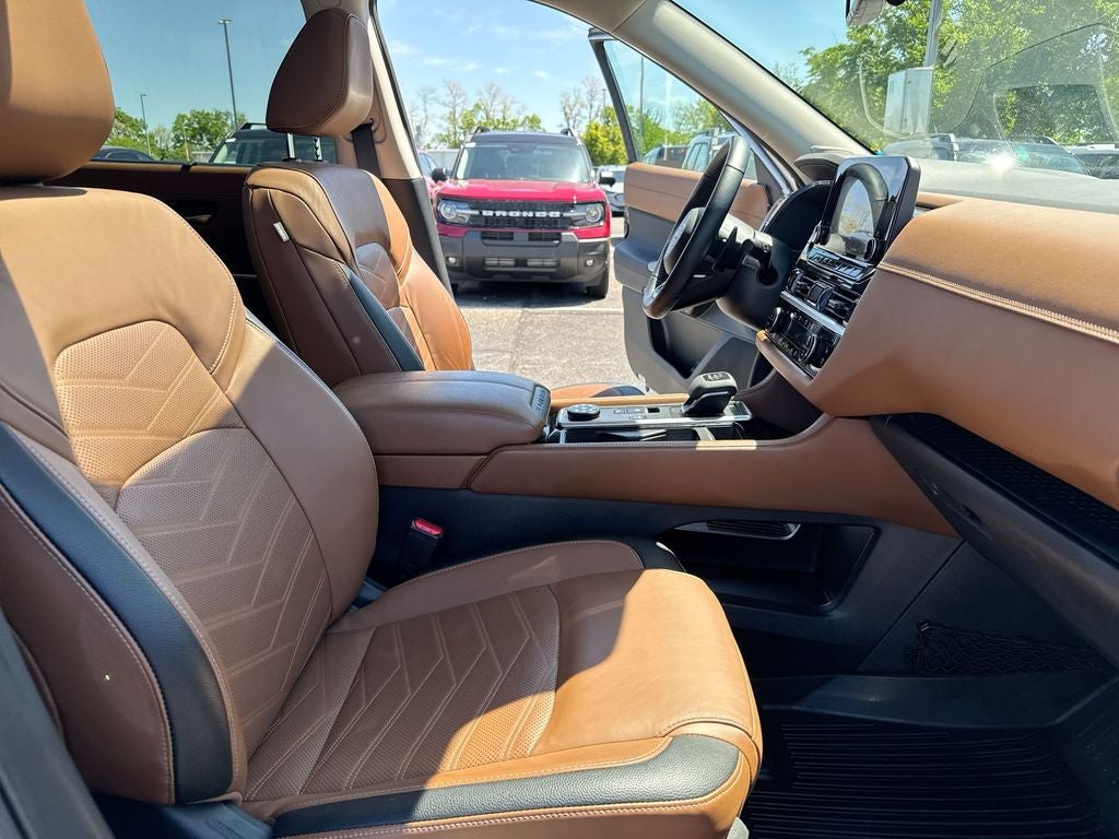 2022 Nissan Pathfinder Platinum