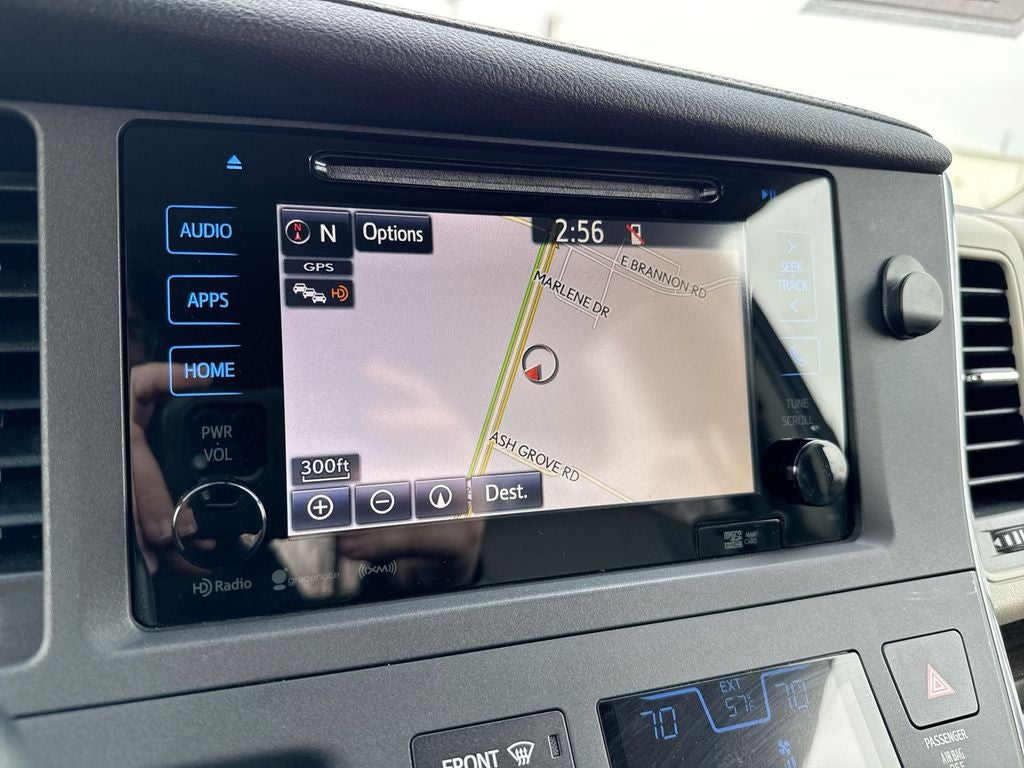 2017 Toyota Sienna XLE