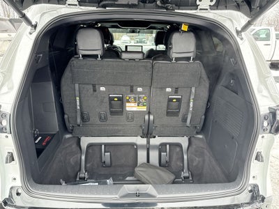 2025 Toyota Sienna Platinum
