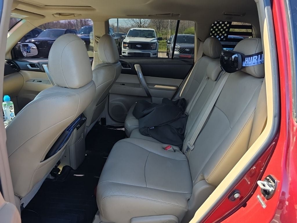 2010 Toyota Highlander SE