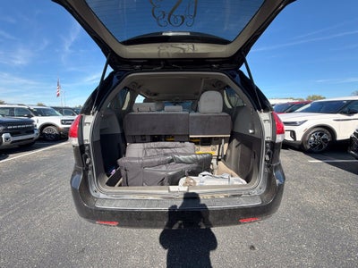2014 Toyota Sienna LE