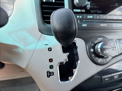 2013 Toyota Sienna LE