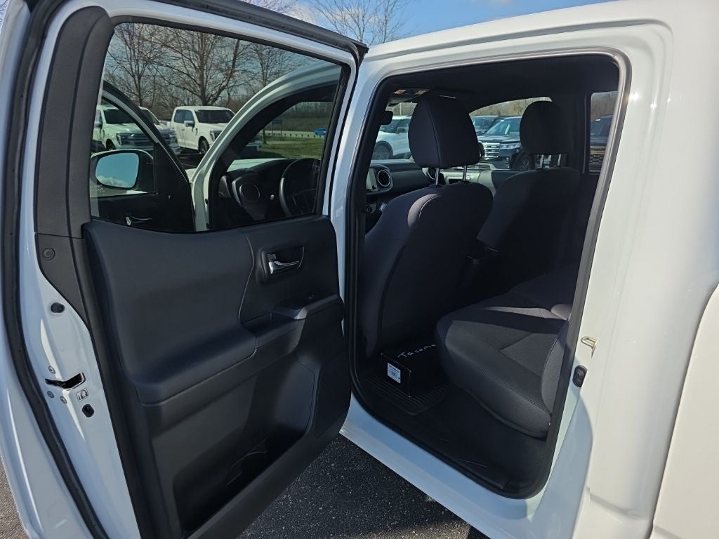 2017 Toyota Tacoma Base