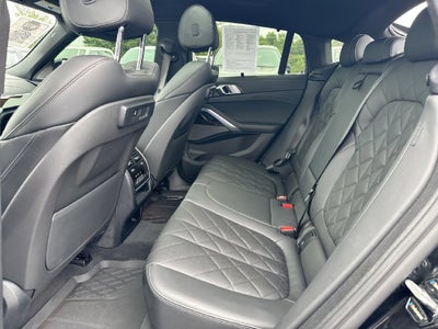 2023 BMW X6 xDrive40i