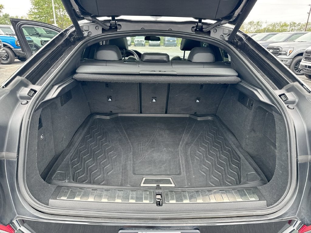 2023 BMW X6 xDrive40i
