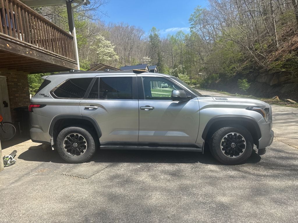 2024 Toyota Sequoia SR5