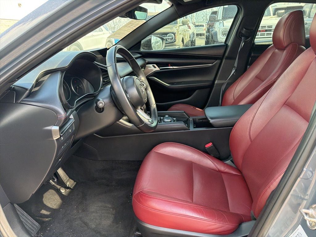 2023 Mazda Mazda3 2.5 S Carbon Edition