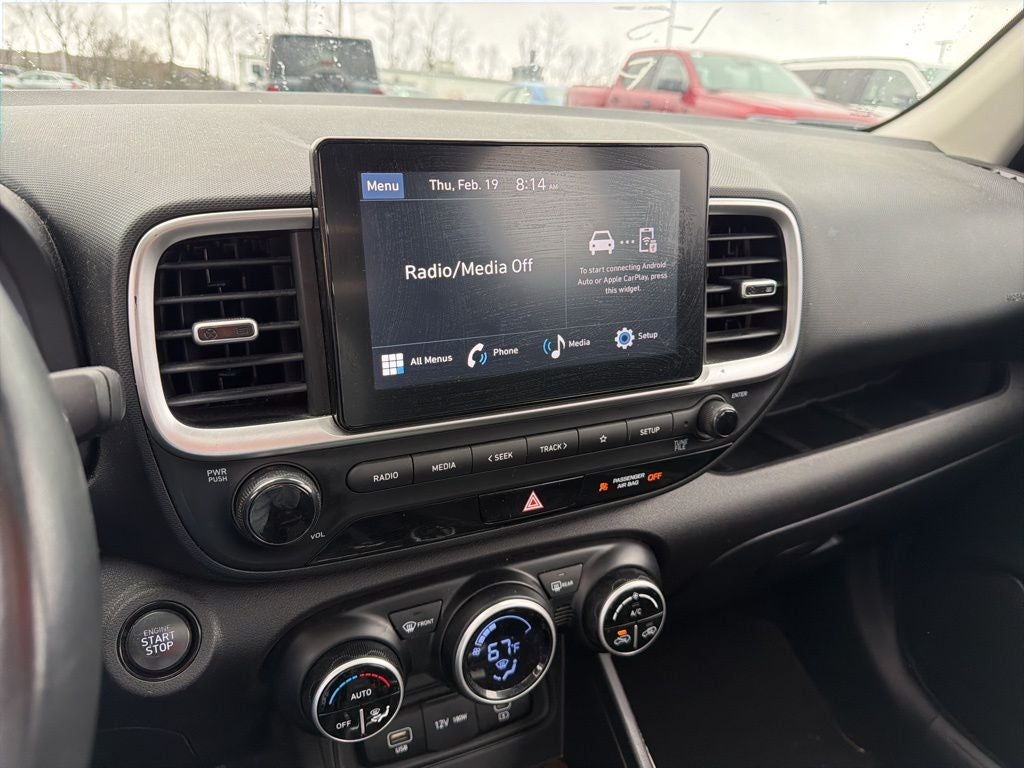 2024 Hyundai Venue SEL