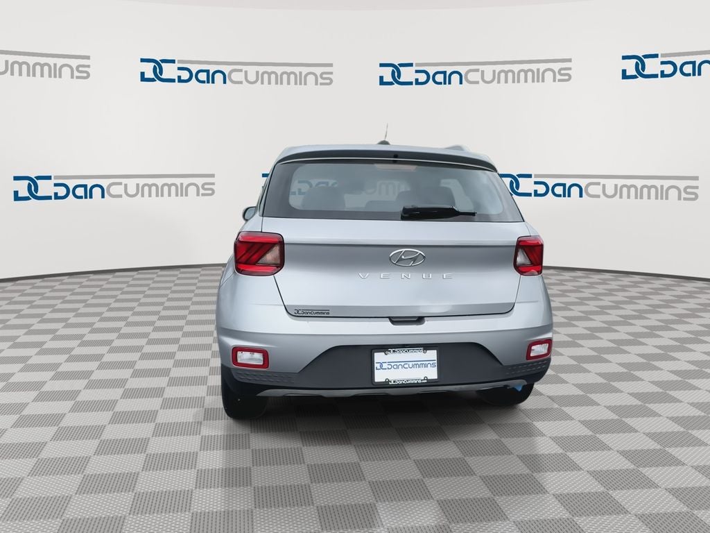 2023 Hyundai Venue SEL