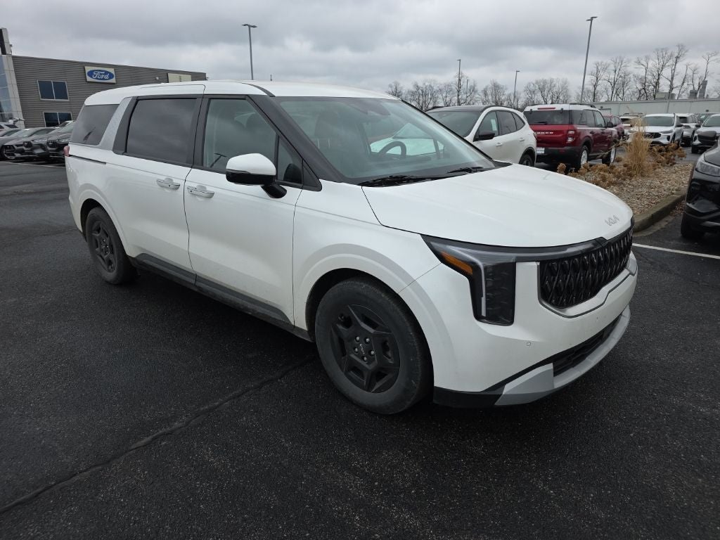 2025 Kia Carnival LXS