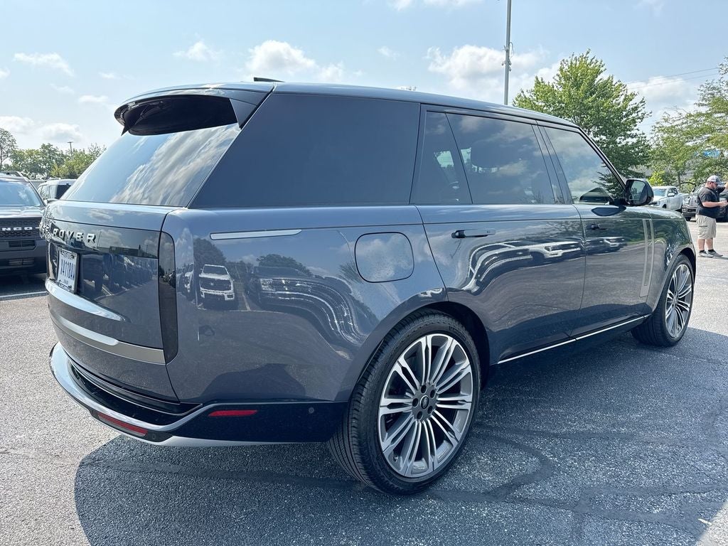 2024 Land Rover Range Rover SE