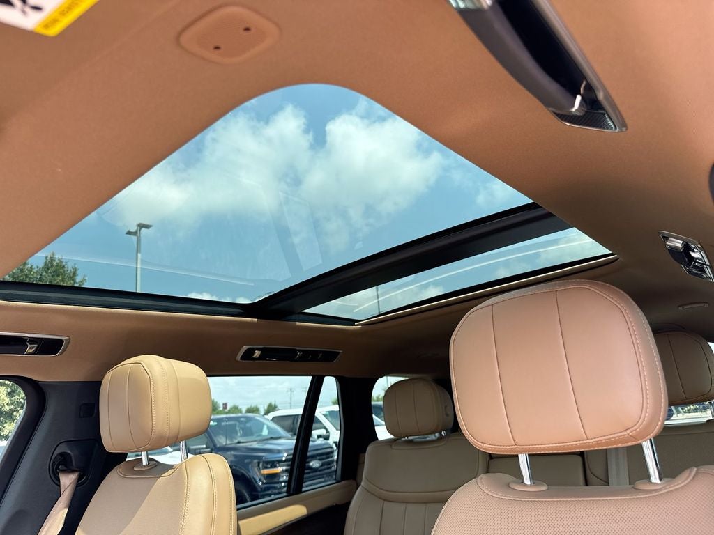 2024 Land Rover Range Rover SE