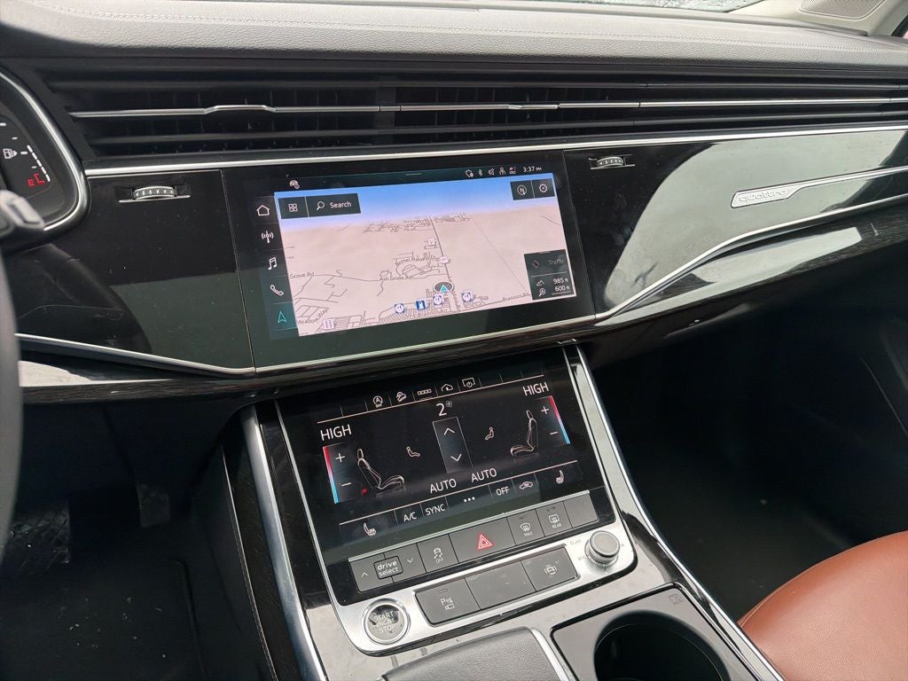 2024 Audi Q7 45 Premium Plus