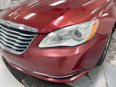 2013 Chrysler 200 Limited